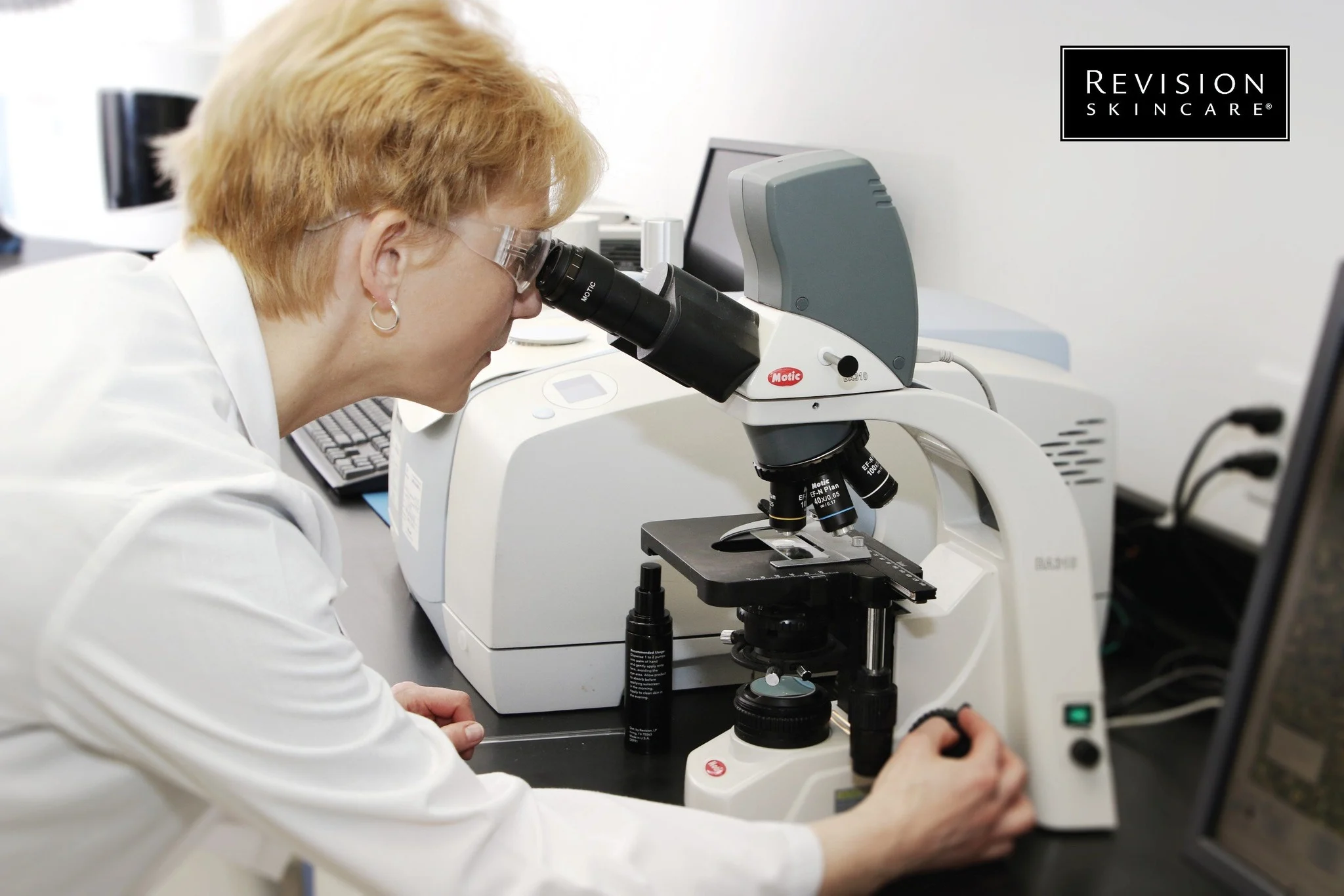 Ứng dụng sản phẩm/Chia sẻ bác sĩ/Showcase lâm sàng